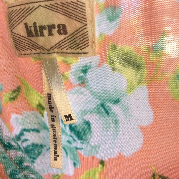 Levi’s jeans & Kirra Pacsun Floral Shirt outfit! - Picture 4 of 8